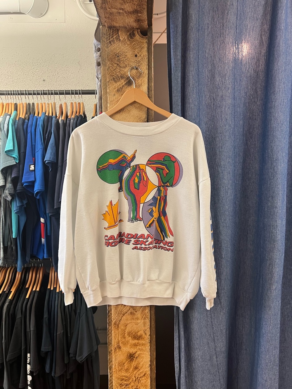 Vintage 1992 Canadian Figure Skating White Crewneck
